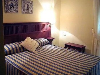 Apartamentos Turisticos Anoreta Rincón de la Victoria 0*,  Španělsko