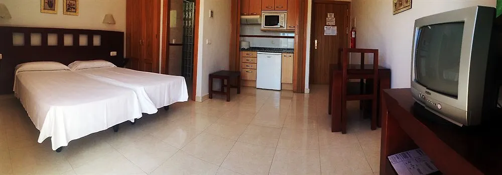 Apartamentos Turisticos Anoreta Rincón de la Victoria Hotel